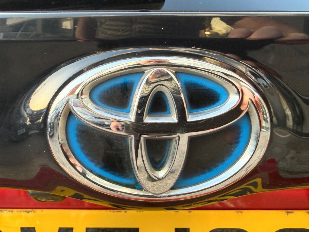 Used Toyota Yaris 2023 for sale - 77747483: Photo 25