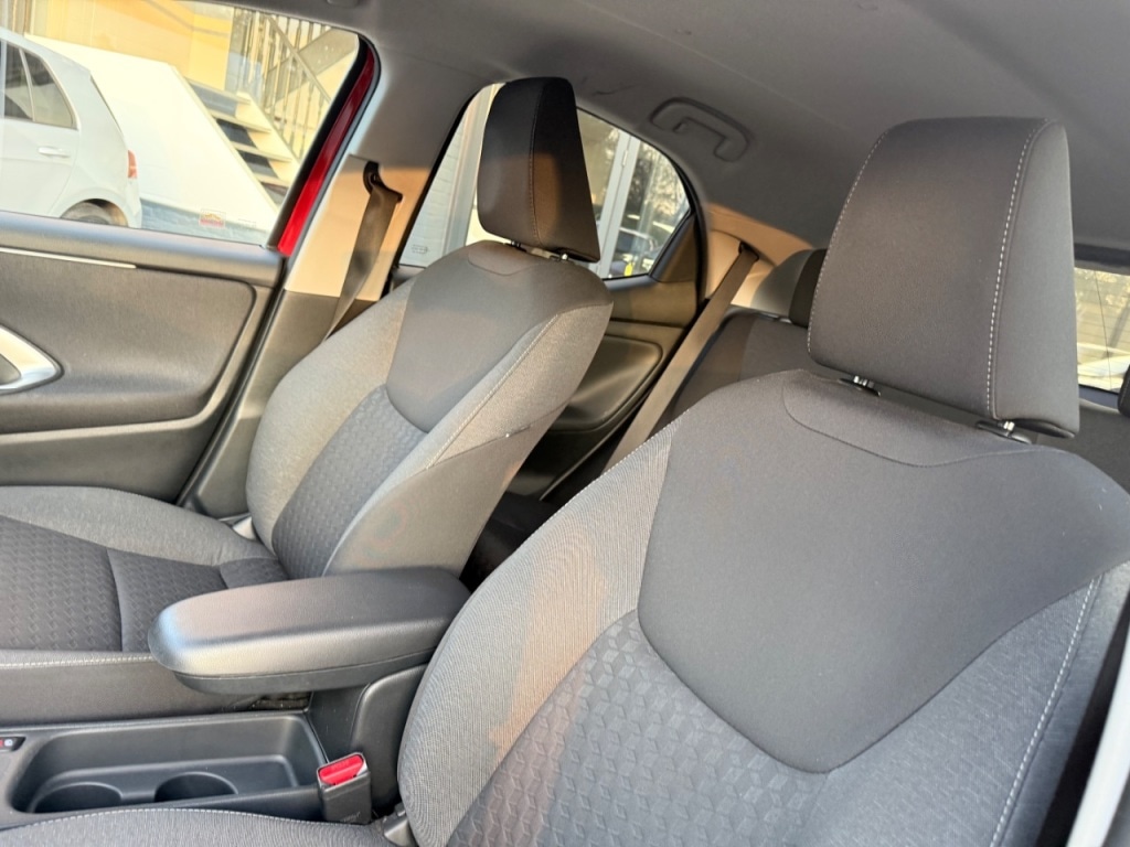 Used Toyota Yaris 2023 for sale - 77747483: Photo 31