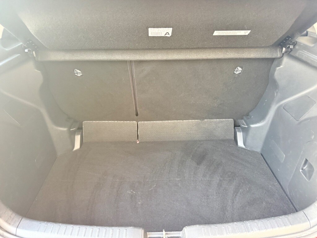 Used Toyota Yaris 2023 for sale - 77747483: Photo 35