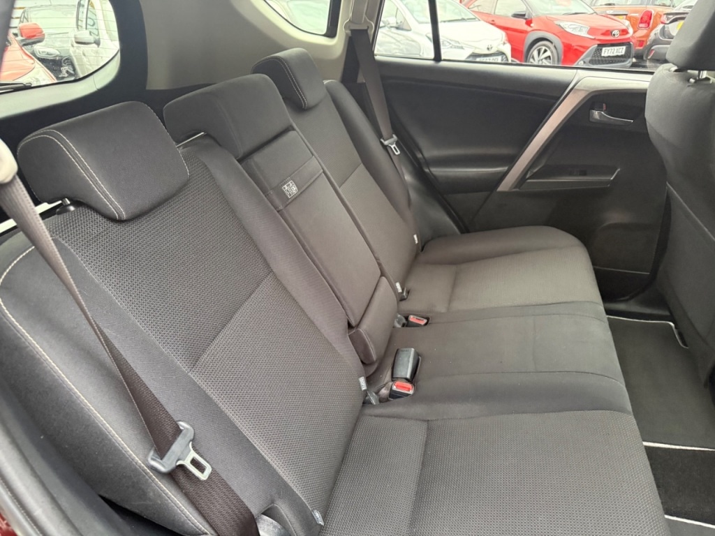 Used Toyota RAV4 2017 for sale - 77088566: Photo 19