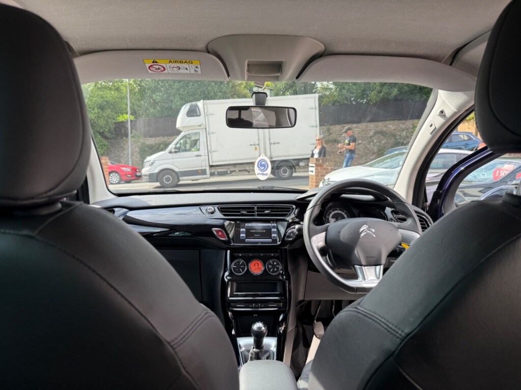 Vehicle 33