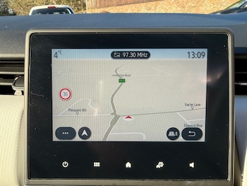 Used Renault Clio 2023 for sale - 77113237: Photo