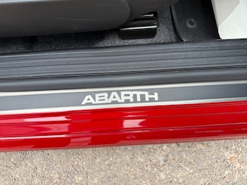 Used Abarth 595 2016 for sale - 75335273: Photo