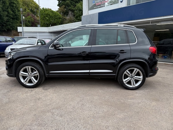 Used Volkswagen Tiguan 2015 for sale - 74930152: Photo 2