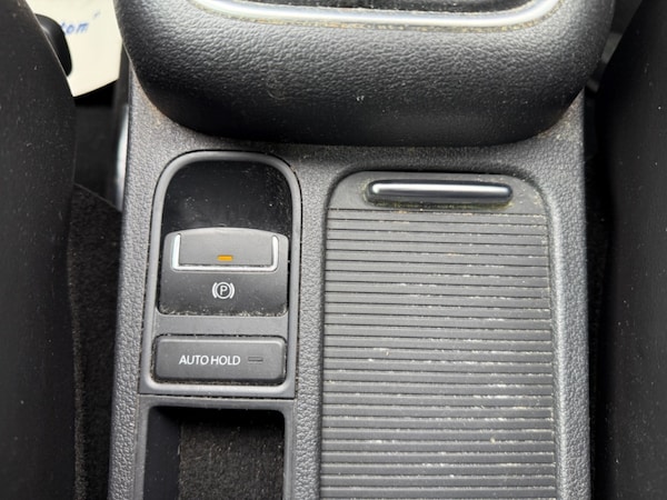 Used Volkswagen Tiguan 2015 for sale - 74930152: Photo 32
