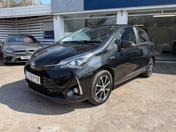 Used Toyota Yaris 2018 for sale - 74300157: Photo 1
