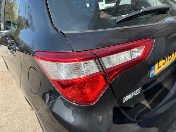 Used Toyota Yaris 2018 for sale - 74300157: Photo 21