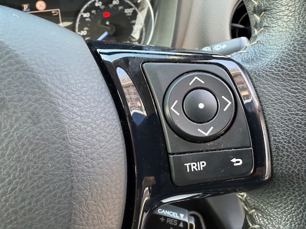 Used Toyota Yaris 2018 for sale - 74300157: Photo 7
