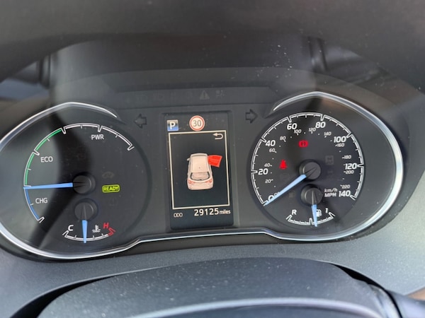 Used Toyota Yaris 2018 for sale - 74300157: Photo 8