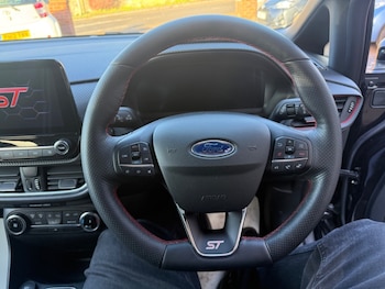 Used Ford Fiesta 2023 for sale - 77033170: Photo