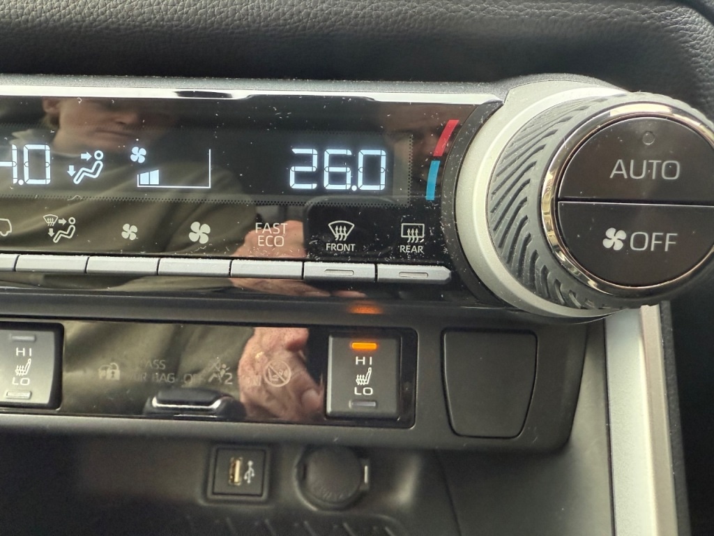 Used Toyota RAV4 2023 for sale - 76332863: Photo 16