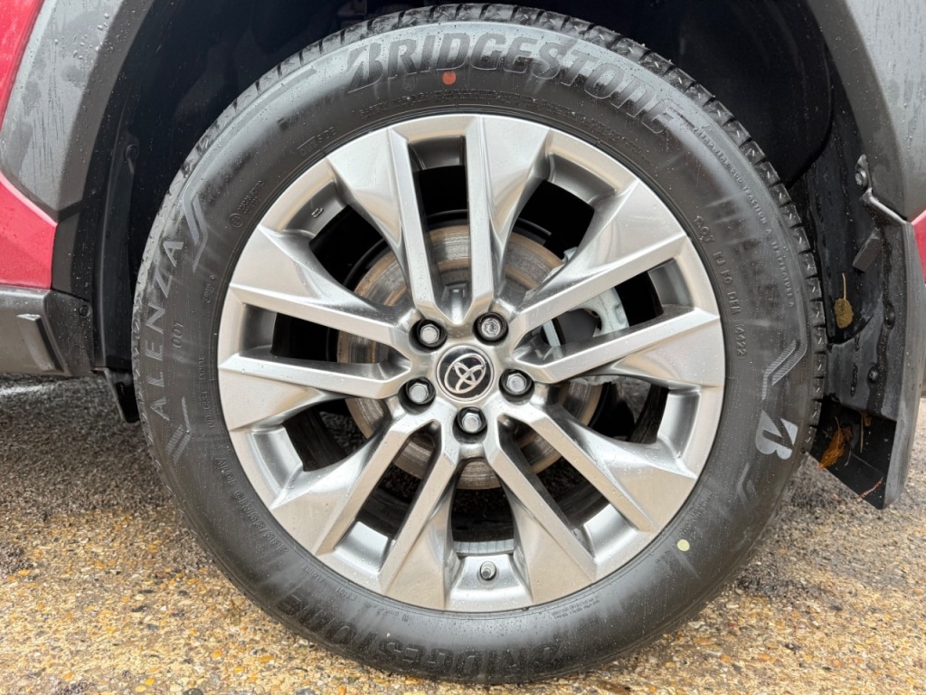 Used Toyota RAV4 2023 for sale - 76332863: Photo 28