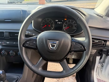 Used Dacia Sandero 2021 for sale - 77919225: Photo