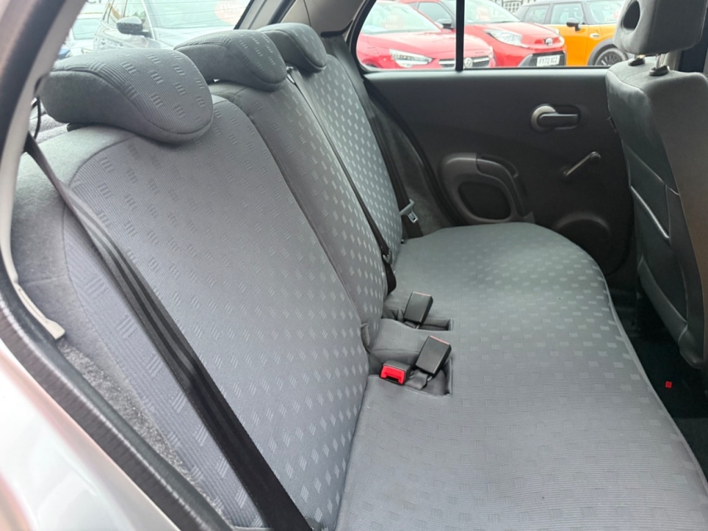 Used Nissan Micra 2004 for sale - 76706305: Photo 15