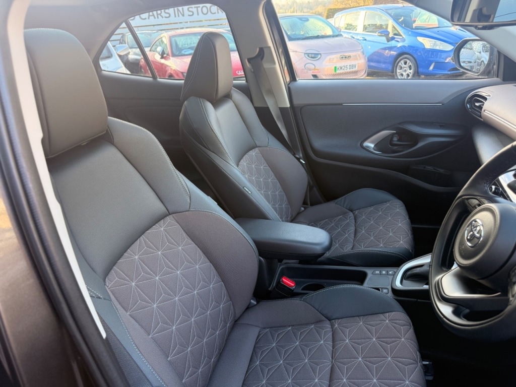 Used Toyota Yaris Cross 2023 for sale - 77187690: Photo 8