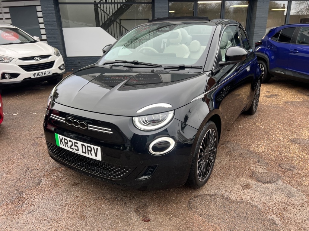 Used Fiat 500 2025 for sale - 76588548: Photo 2