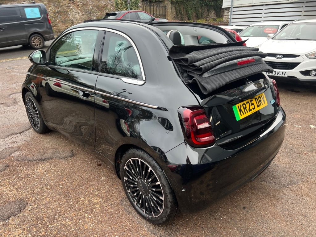 Used Fiat 500 2025 for sale - 76588548: Photo 4