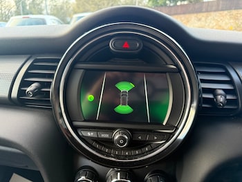 Used MINI Hatch 2018 for sale - 76697986: Photo