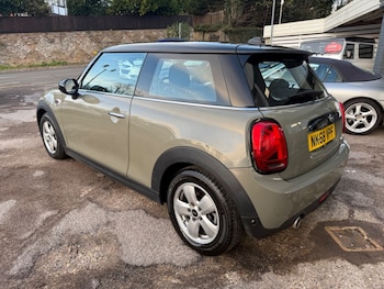 Used MINI Hatch 2018 for sale - 76697986: Photo
