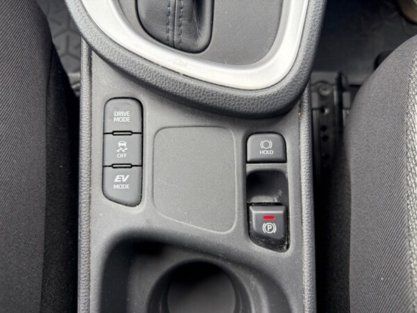 Used Toyota Yaris Cross 2023 for sale - 75593013: Photo 24