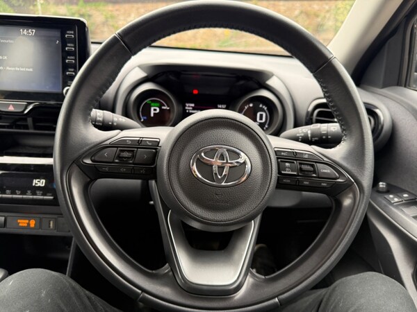 Used Toyota Yaris Cross 2023 for sale - 75593013: Photo 3