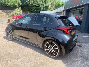 Used Toyota Yaris 2024 for sale - 78954568: Photo