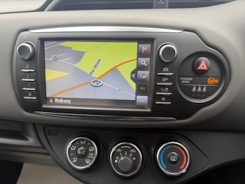 Used Toyota Yaris 2019 for sale - 77666109: Photo