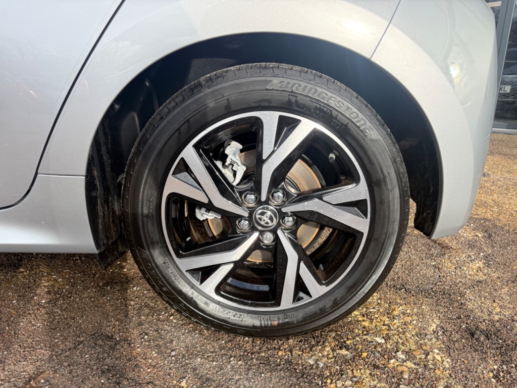 Used Toyota Yaris 2024 for sale - 77546231: Photo 11