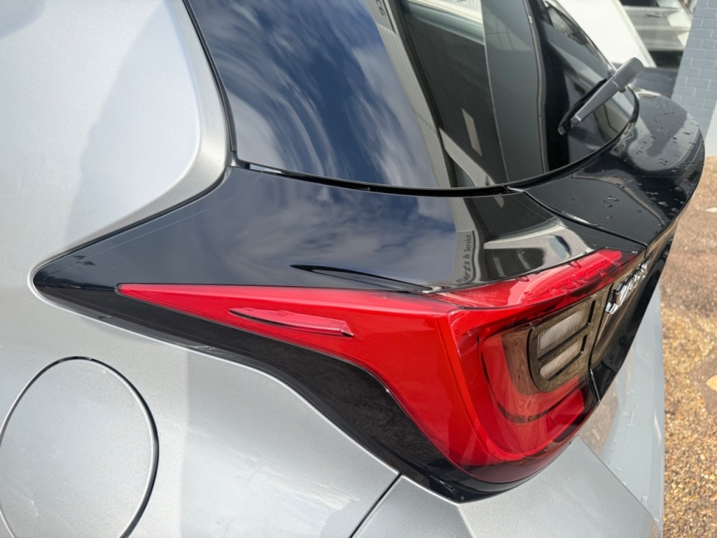 Used Toyota Yaris 2024 for sale - 77546231: Photo 12