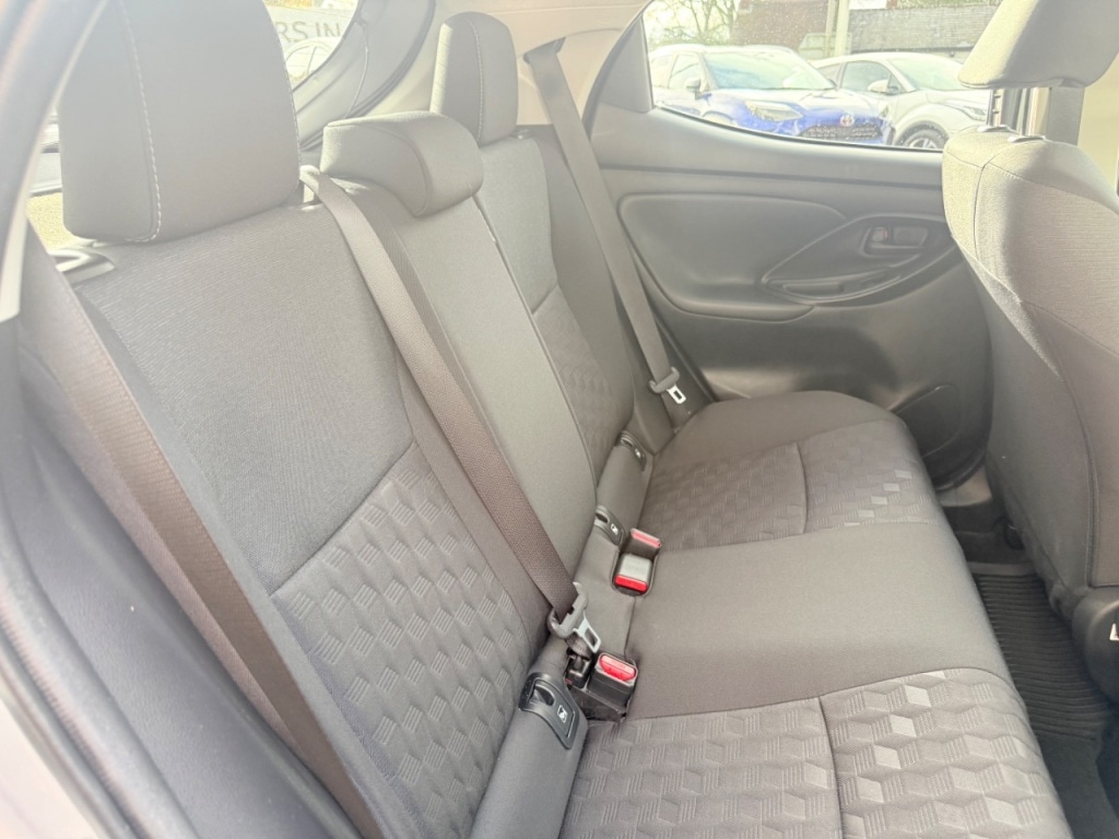 Used Toyota Yaris 2024 for sale - 77546231: Photo 21