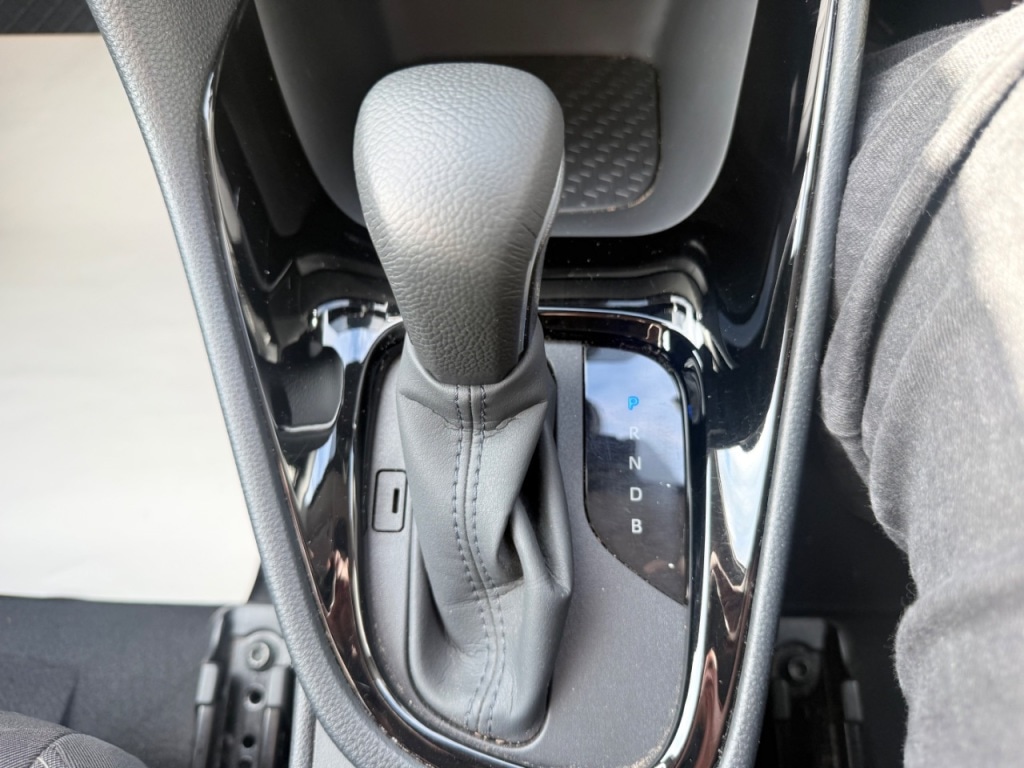 Used Toyota Yaris 2024 for sale - 77546231: Photo 34