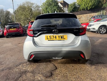 Used Toyota Yaris 2024 for sale - 77546231: Photo