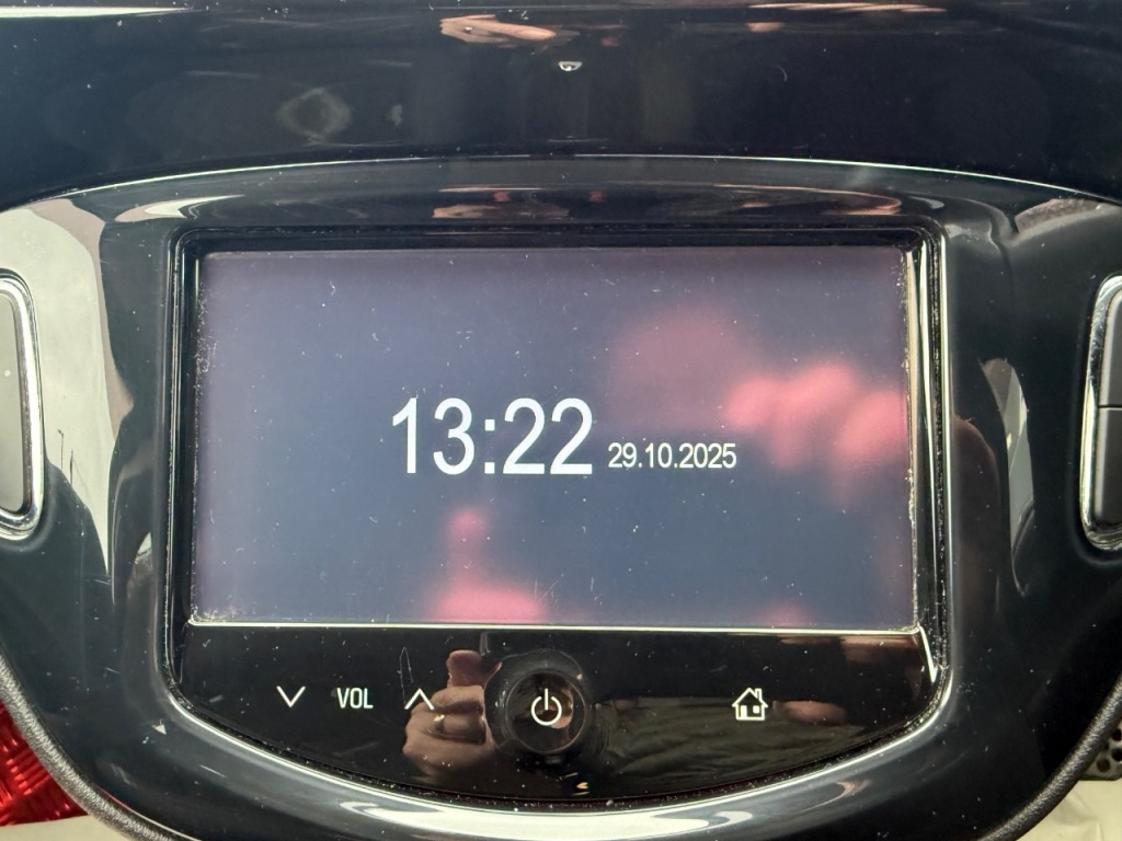 Used Vauxhall Corsa 2015 for sale - 74949926: Photo 6