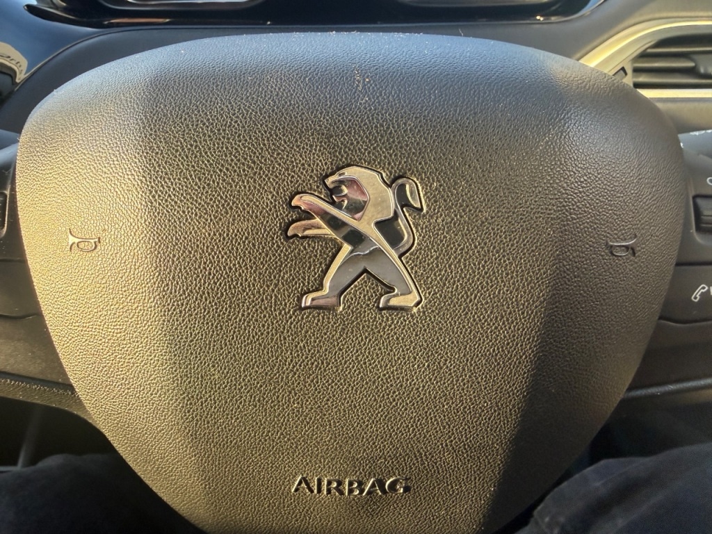 Used Peugeot 208 2014 for sale - 76934864: Photo 27