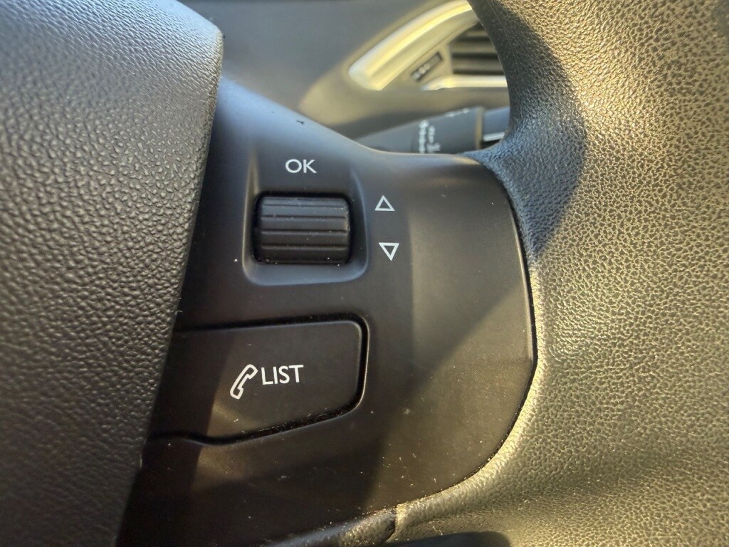 Used Peugeot 208 2014 for sale - 76934864: Photo 29