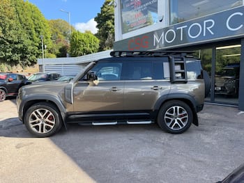Used Land Rover Defender 2021 for sale - 79748586: Photo