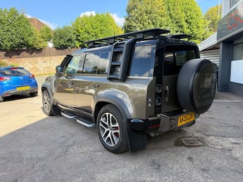 Used Land Rover Defender 2021 for sale - 79748586: Photo
