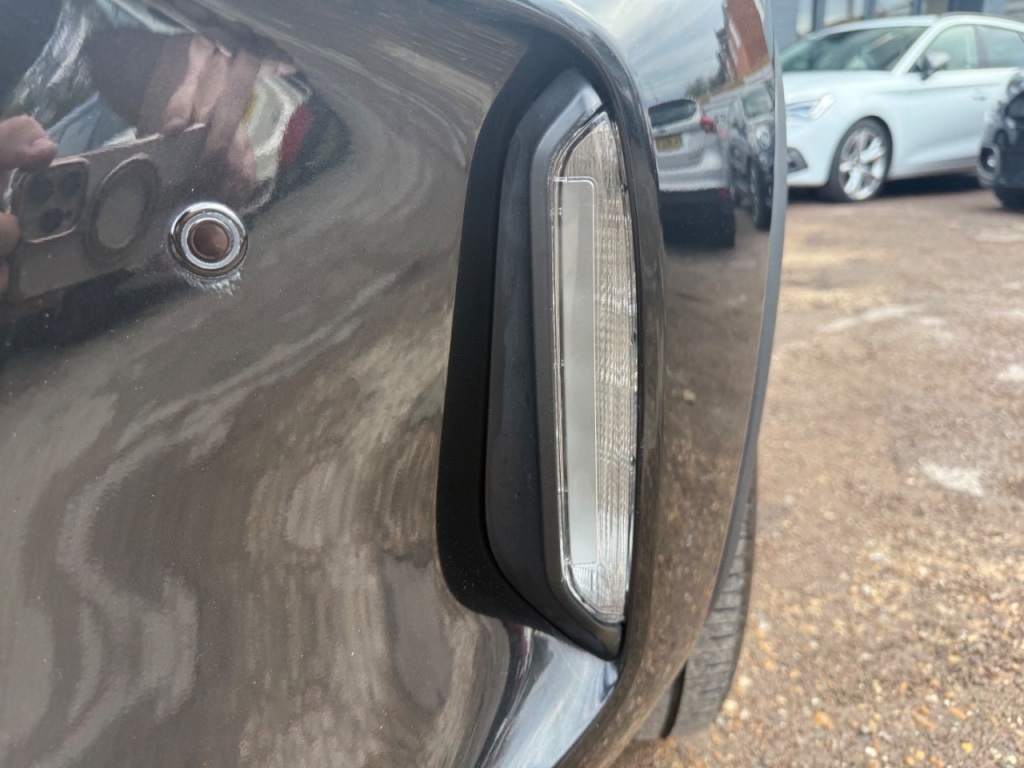 Used Toyota Yaris Cross 2022 for sale - 76710709: Photo 6