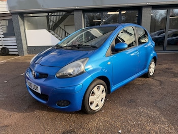 Used Toyota AYGO 2010 for sale - 76922738: Photo
