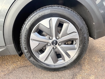 Used Kia Niro 2021 for sale - 78123875: Photo