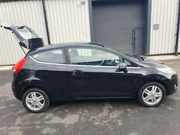 Used Ford Fiesta 2010 for sale - 79678926: Photo