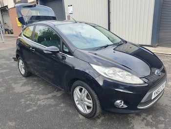Used Ford Fiesta 2010 for sale - 79678926: Photo