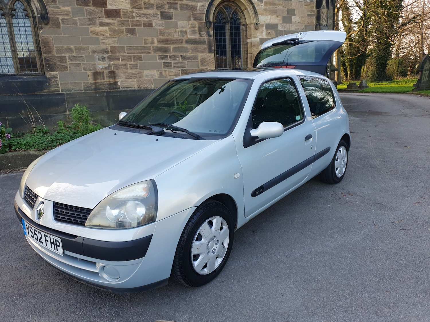 Used Renault Clio 2002 for sale - 77935236: Photo 20