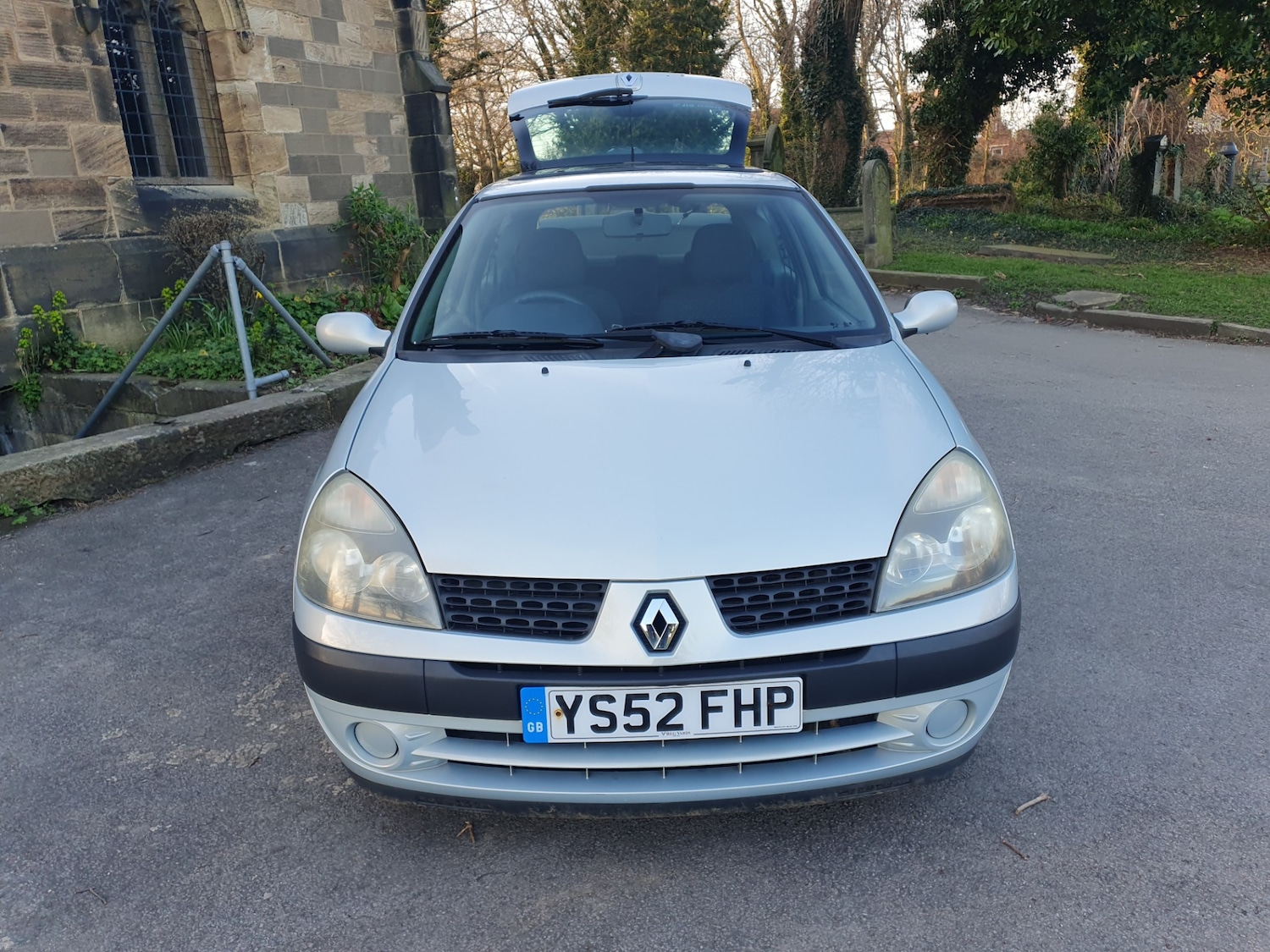 Used Renault Clio 2002 for sale - 77935236: Photo 4