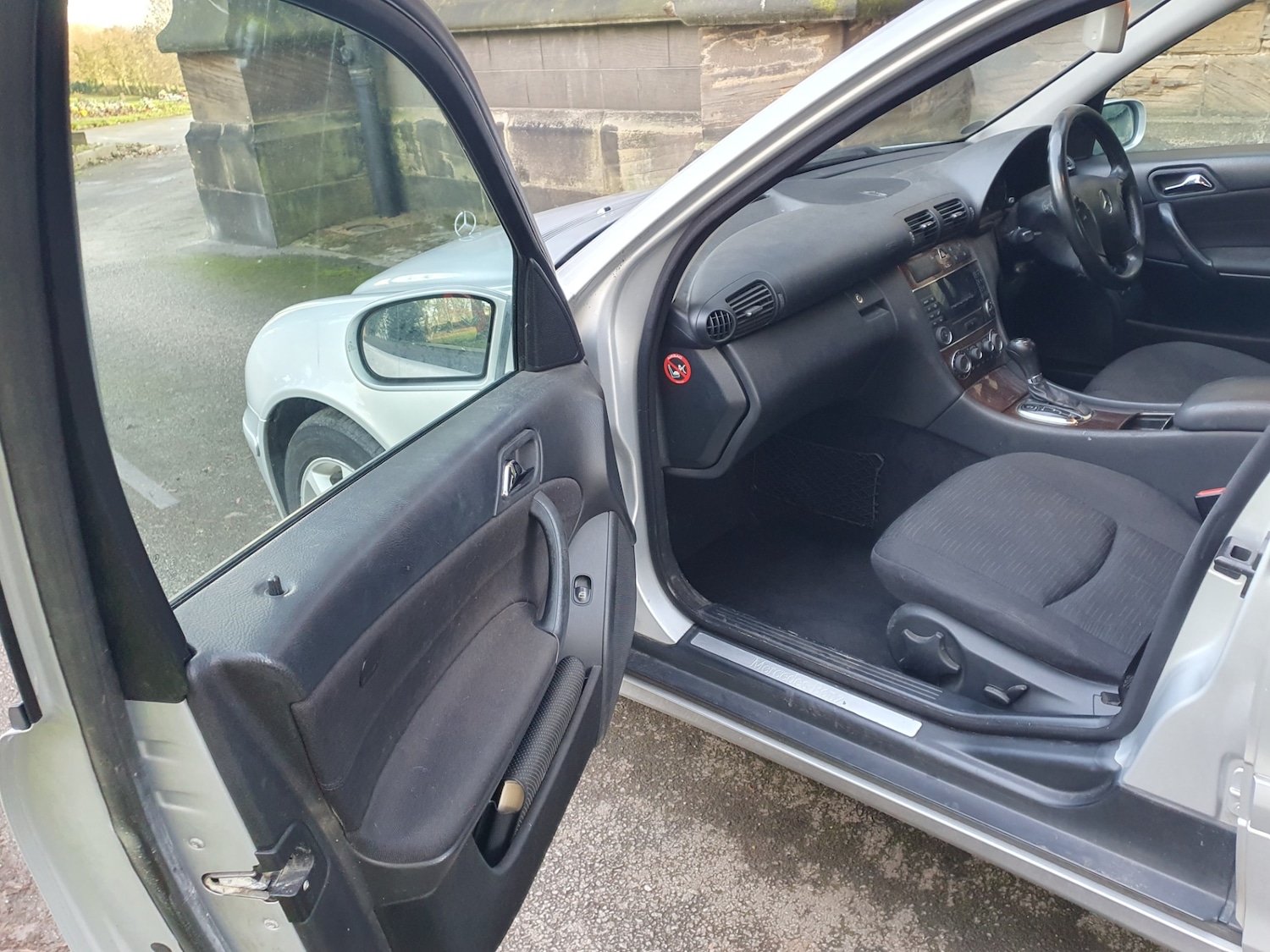 Used Mercedes-Benz C Class 2008 for sale - 76626756: Photo 11