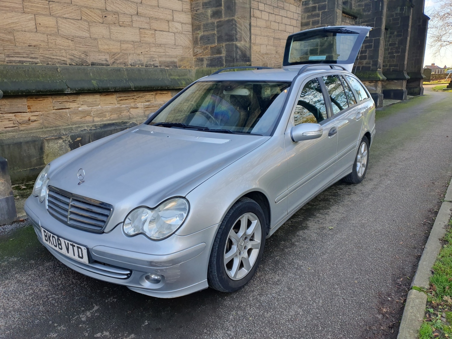 Used Mercedes-Benz C Class 2008 for sale - 76626756: Photo 13
