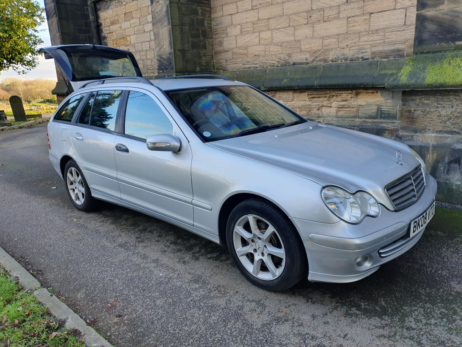 Used Mercedes-Benz C Class 2008 for sale - 76626756: Photo 2
