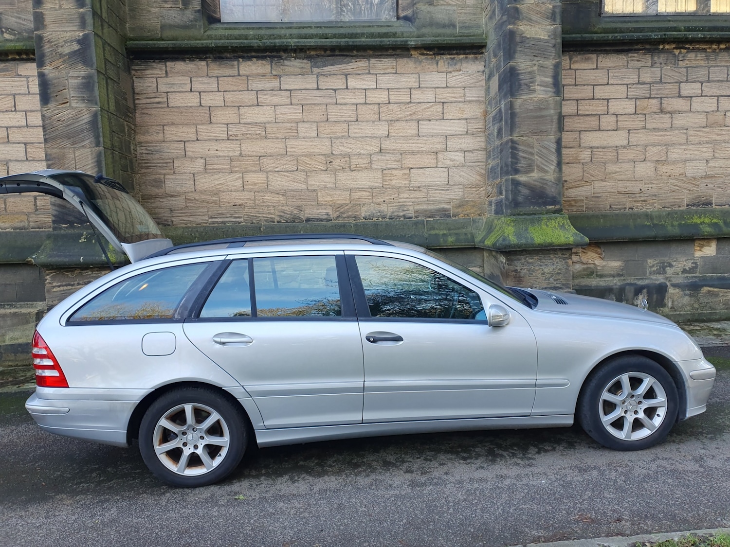 Used Mercedes-Benz C Class 2008 for sale - 76626756: Photo 3