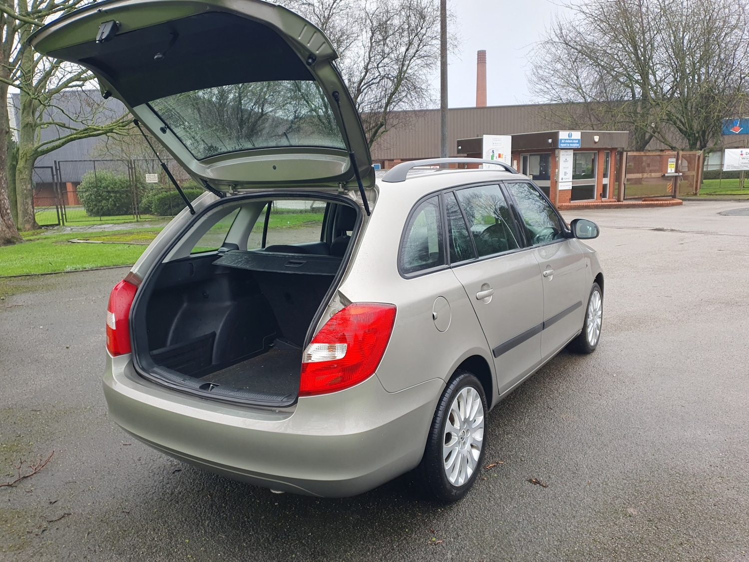 Used Skoda Fabia 2014 for sale - 77323653: Photo 11