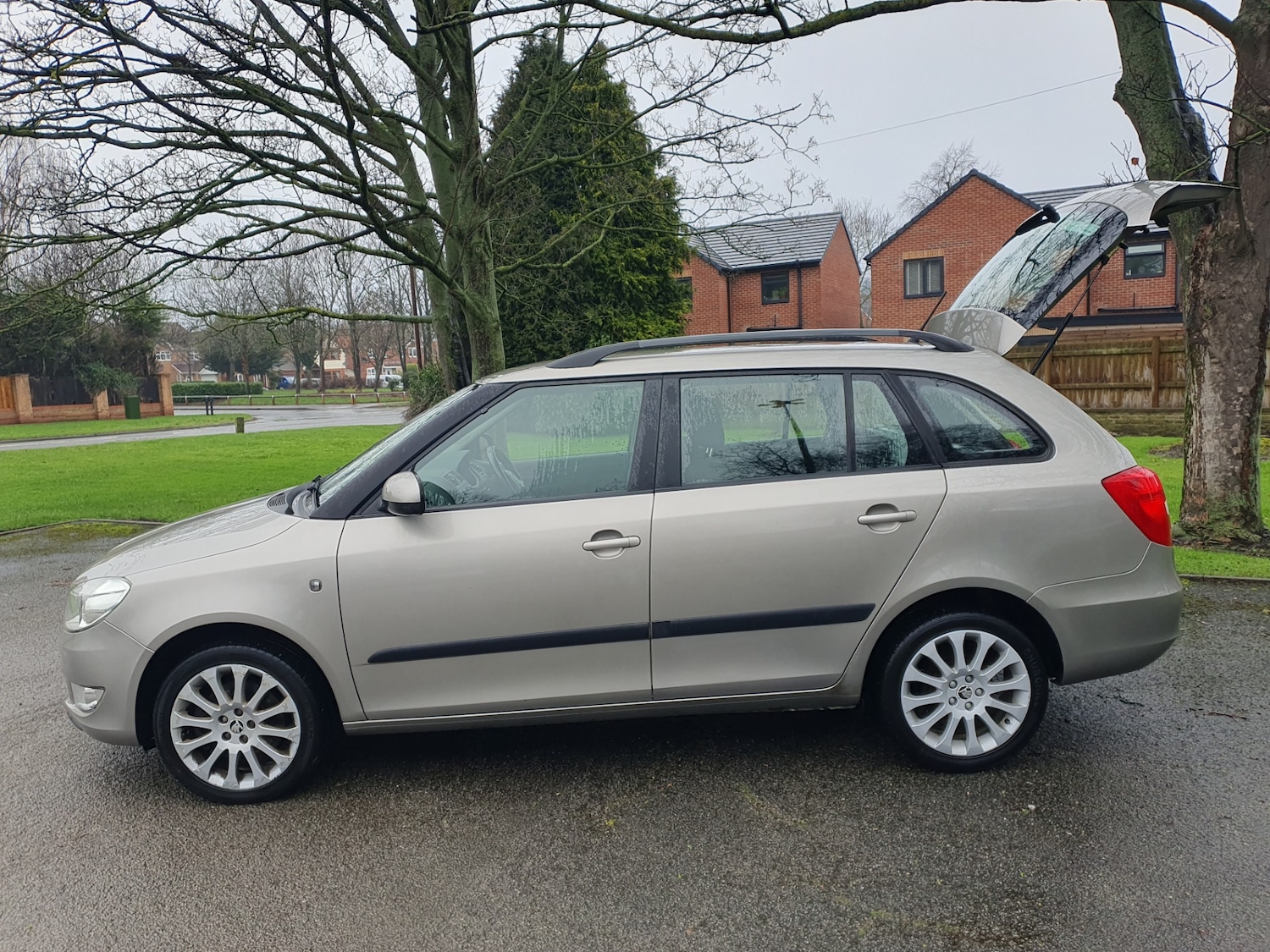 Used Skoda Fabia 2014 for sale - 77323653: Photo 20